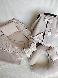 7 Parçalı Dantelli Ve Fırfırlı Set Bej Rengi