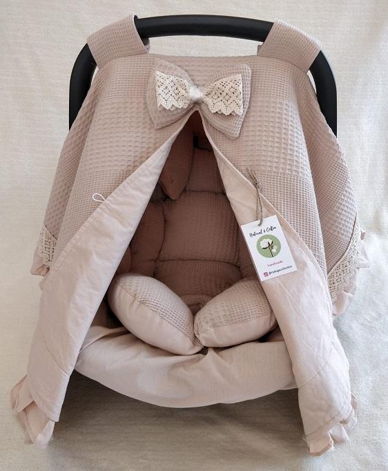 7 Parçalı Dantelli Ve Fırfırlı Set Bej Rengi